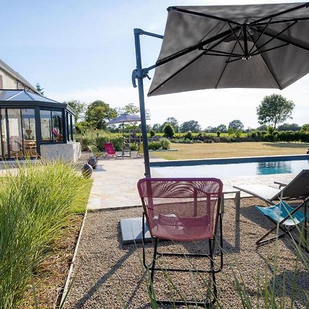 Au Manoir Des Loges Bed and Breakfast Quettreville-sur-Sienne Exteriör bild