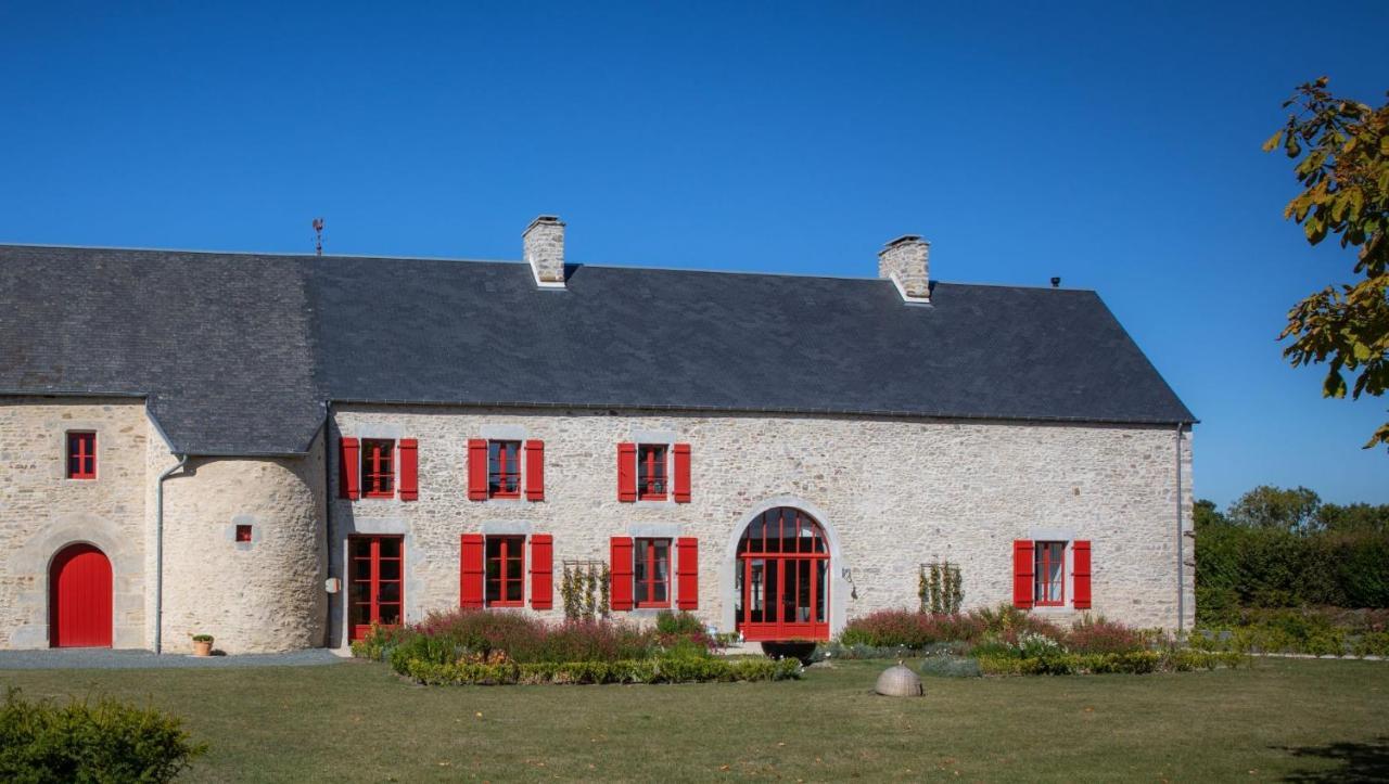 Au Manoir Des Loges Bed and Breakfast Quettreville-sur-Sienne Exteriör bild